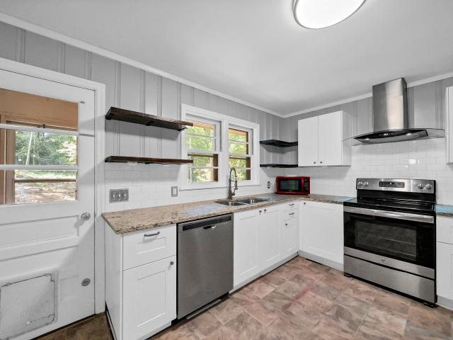 3133 Chinaberry Drive