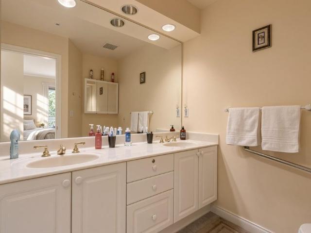 313 2995 Princess Crescent, Coquitlam