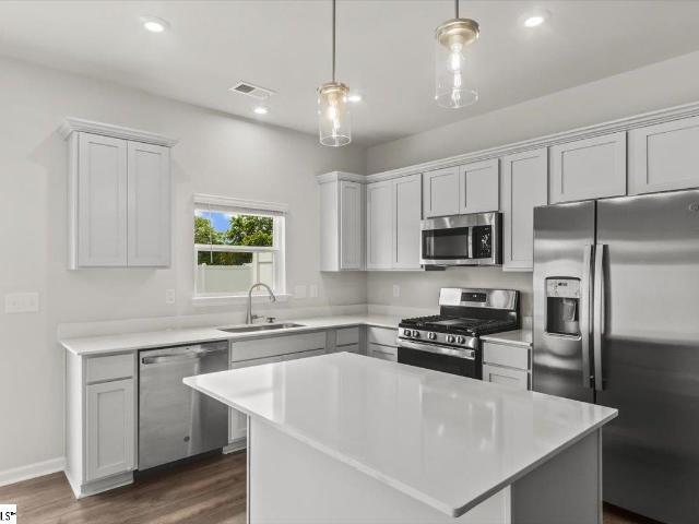 313 Abingdon Way