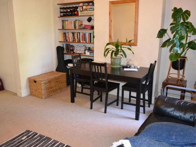 313 Dawlish Road, B29 7AU 3 bed house to rent £1,300 pcm £300 pw