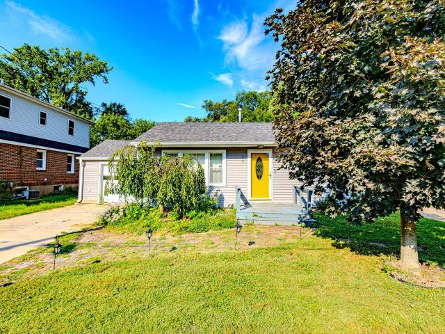 313 E 13th Street N