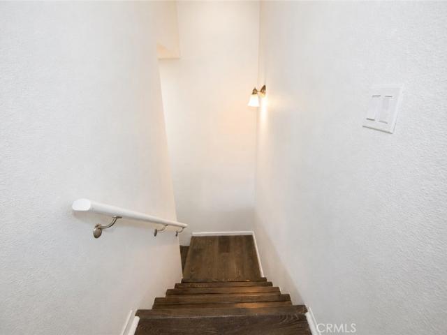 313 E Hyde Park 5