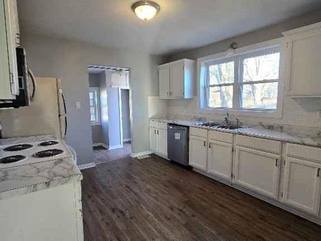 313 E Kay St, Lansing, KS 66043 | MLS #2613
