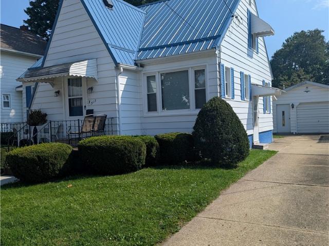 313 E Line Street