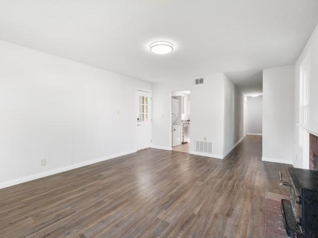 313 E Pembroke Street