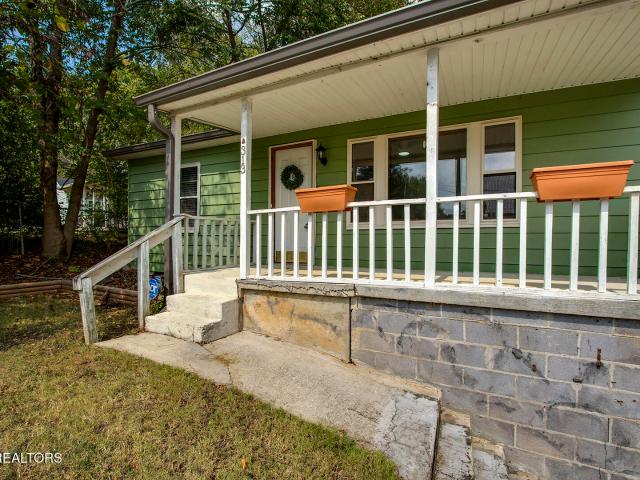 313 King Drive