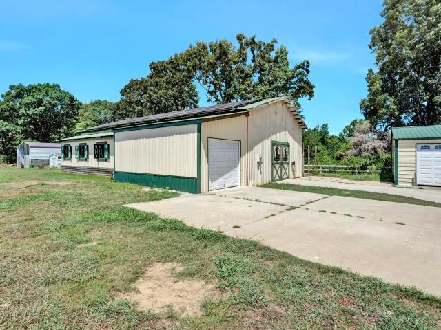 313 Henderson Road