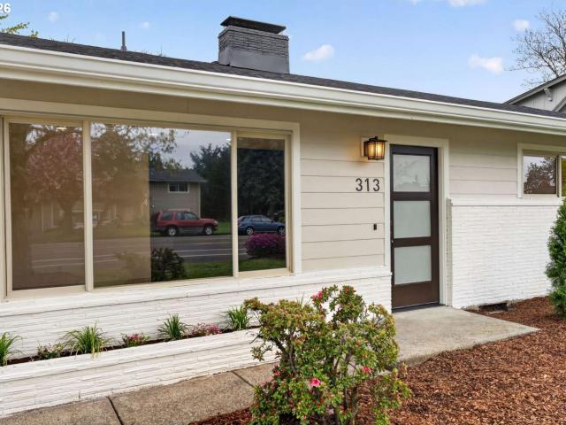 313 se 98th ave