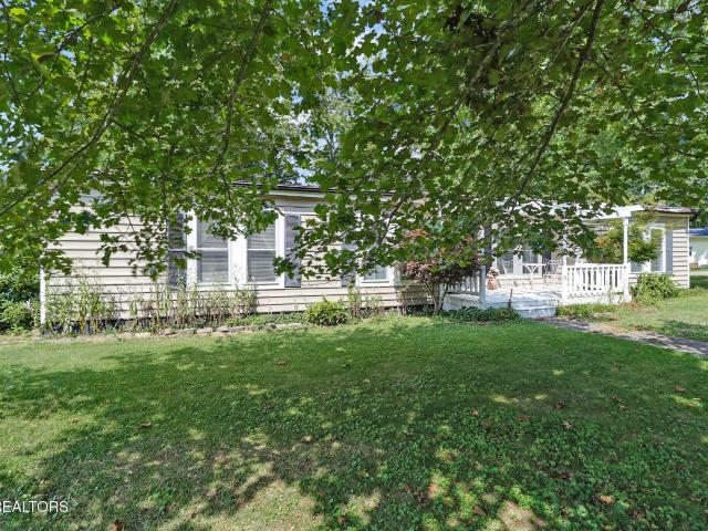 313 Rugby Rd