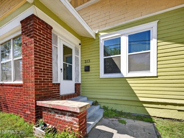 313 W 18th St, Jacksonville, FL 32206 | MLS #2139