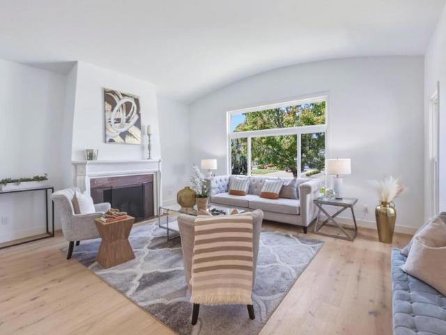 313 W 25th Avenue