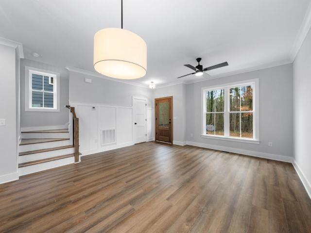 313 W Murray Avenue