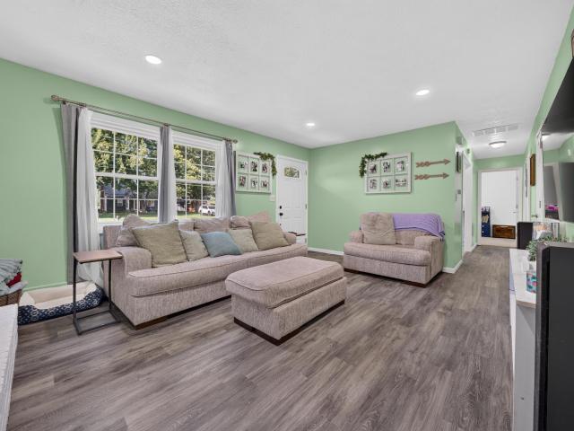 313 W Northern Avenue
