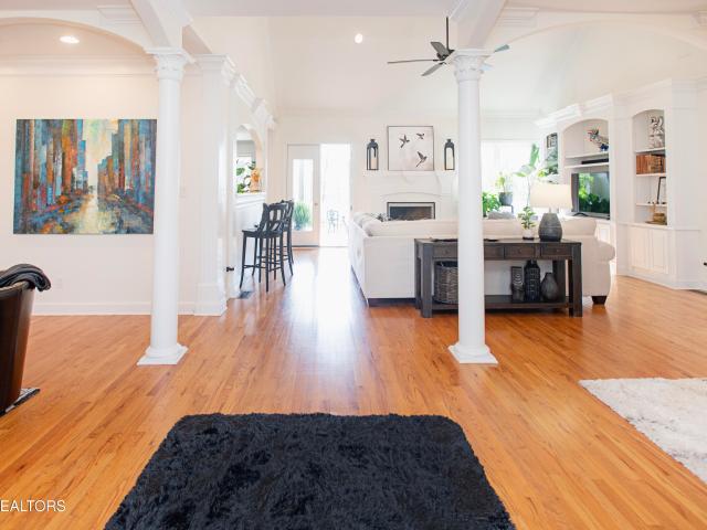 313 Wooded Lane