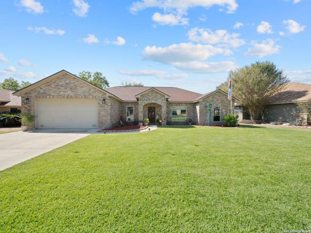 313 Yorktown, Pleasanton, TX 78064 | MLS #1908
