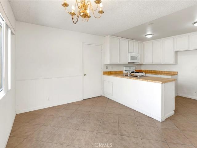 31405 Sundance