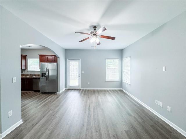 3140 Broadleaf Trail