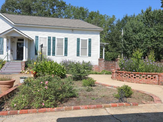 3141 Highway 43 N