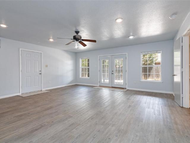 3142 Columbia Drive