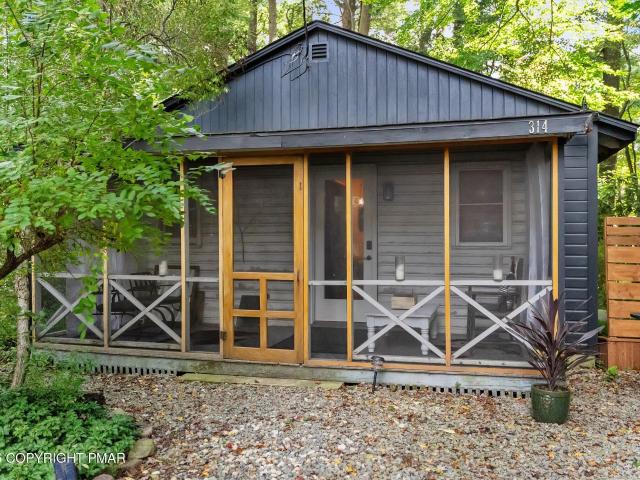 314 Anthony Ln, Pocono Pines, PA 18350 | MLS #PM 139969