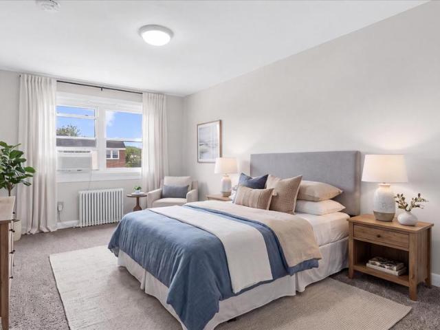 314 Arden Road W