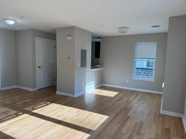 314 Bridgeport Avenue Unit 201, Milford, US, CT