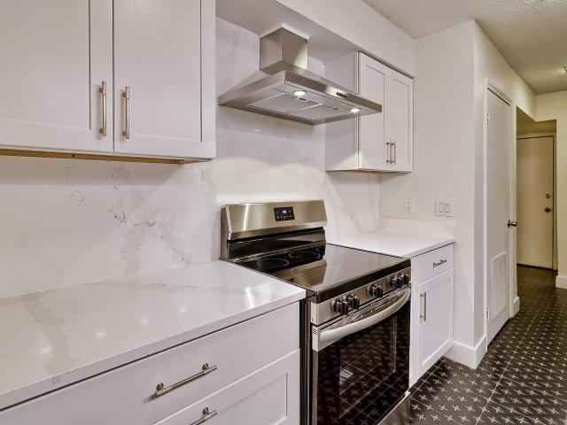 314 Dryden Lane