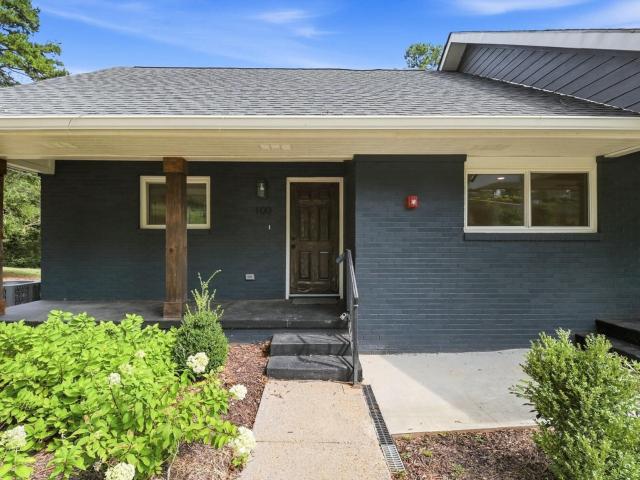 314 E View Drive