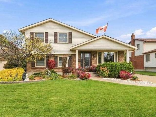 314 Oaklea Court, Sarnia, ON, N7S 5Z1 house for sale | Listing ID 26024 | Royal LePage