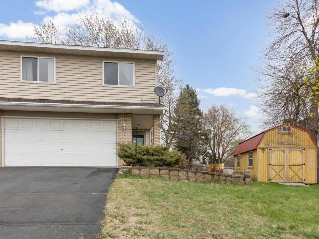 314 Railroad Drive NW