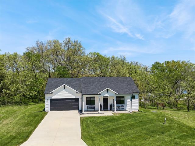 3154 Hillcrest Drive