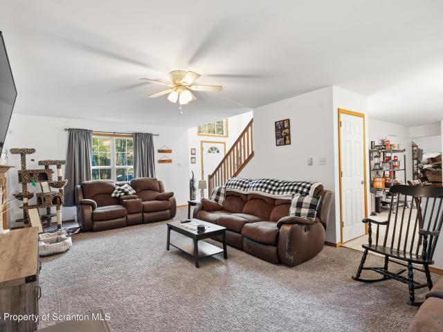3156 Mohawk Trail