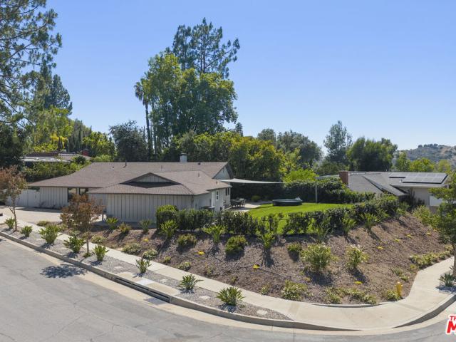 3159 Voltaire Drive