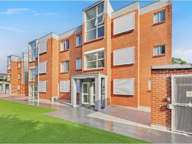 31/518 Woodville Rd, Guildford Apartment for rent Listed by F.