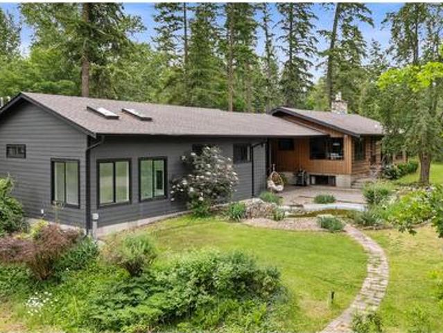 3153 Hall Road, Kelowna, BC, V1W 2R8 house for sale | Listing ID 10396 | Royal LePage