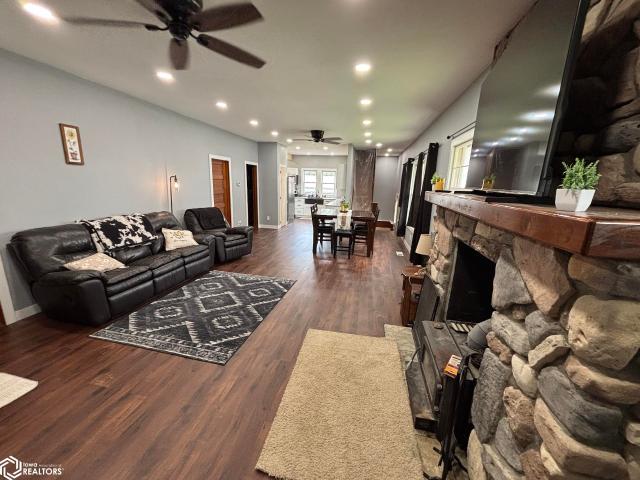 315 7th Street