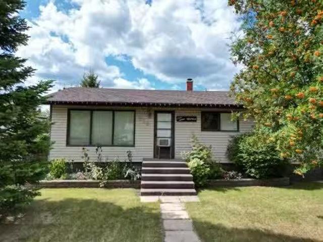 315 5Th Avenue East, Loon Lake, SK, S0M 1L0 house for sale.