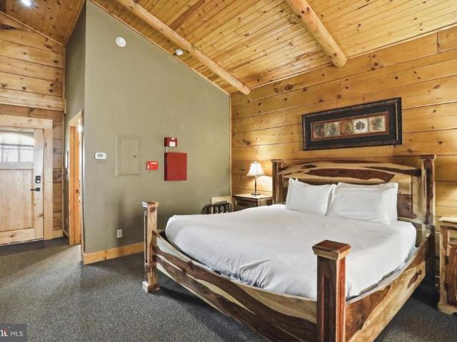 315 Cabin Lodge Road