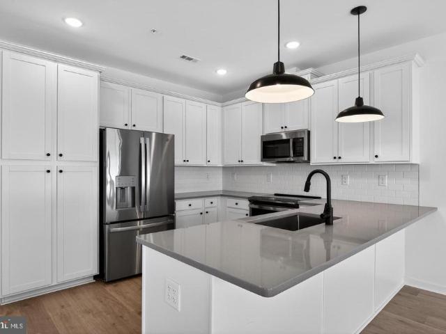 315 Clement Loop