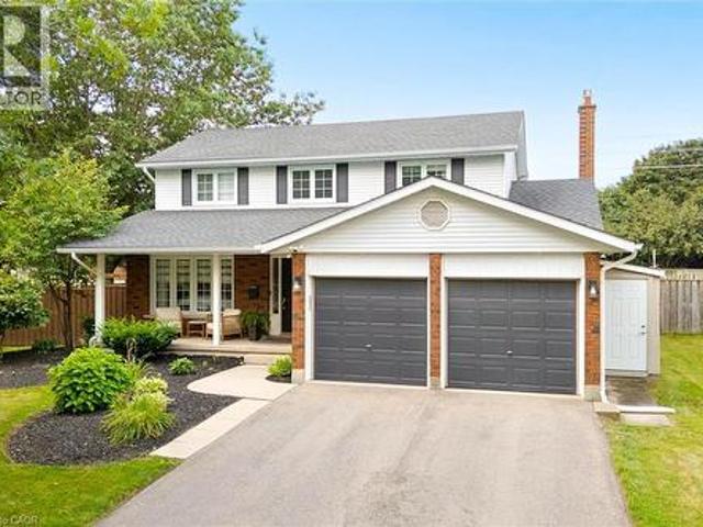315 Crimson Crescent, Waterloo, ON, N2K 2T2 house for sale | Listing ID 40862 | Royal LePage