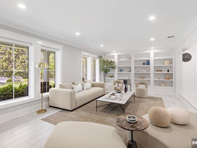 315 Freemans Lane