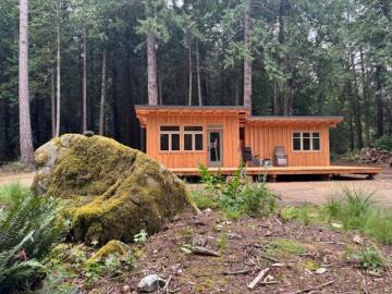 315 Hairy Elbow Road, Sechelt, BC, V0N 3A0 house for sale | Listing ID R3101 | Royal LePage