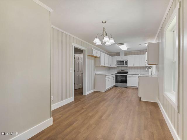 315 Hines Street