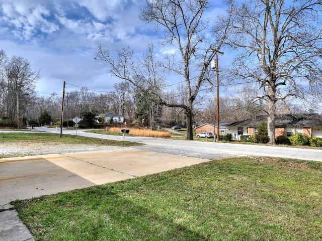 315 Ivydale Dr, Greenville, SC 29609 | MLS #334309