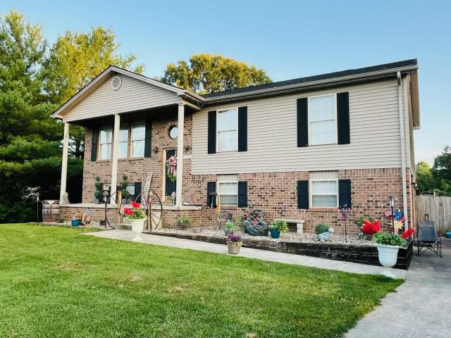 315 Pinnacle View Drive