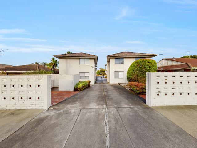 3/15 Royal Ave, Essendon North