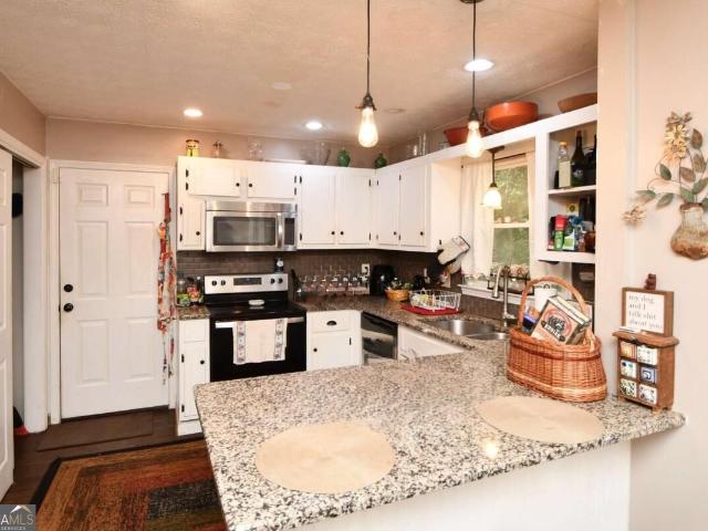 315 Rocky Drive