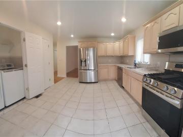 315 Washington Ave, Unit 1, New Rochelle, NY 10801 | MLS #986037