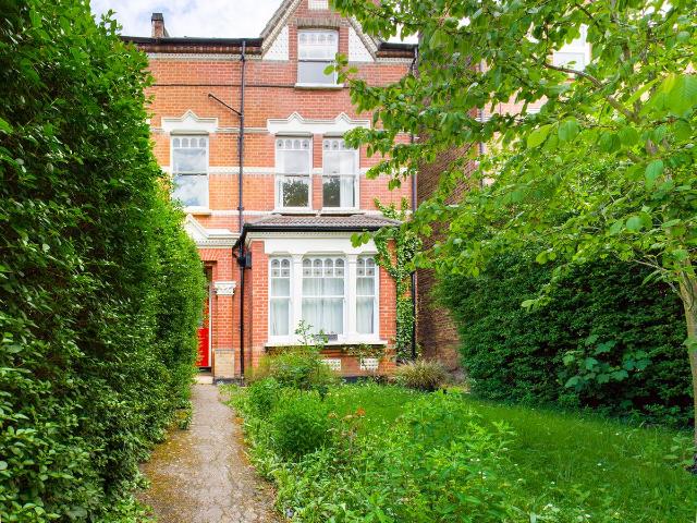 315B Norwood Road, Tulse Hill, London SE24, 2 bed flat to rent, £1,850 pcm | PrimeLocation