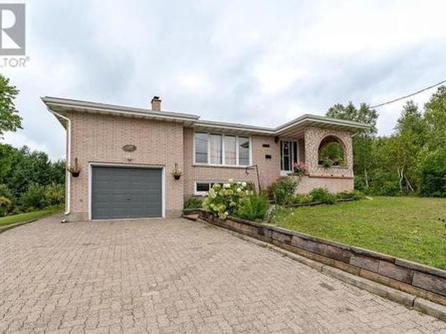 3166 Algonquin Road, Sudbury, ON, P3E 4X4 house for sale | Listing ID 2130 | Royal LePage